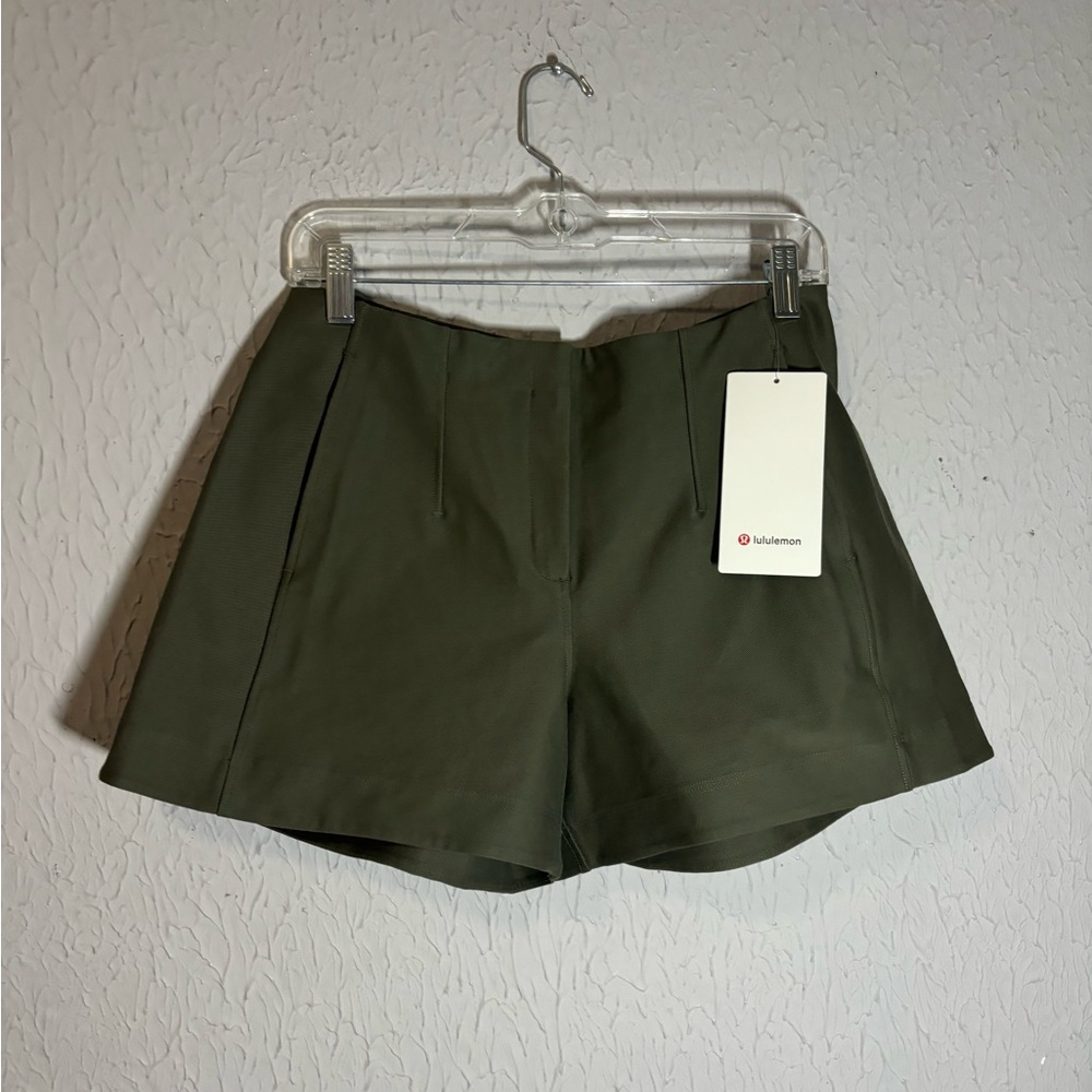 NWT Lululemon Utilitech HR Short 3.5”